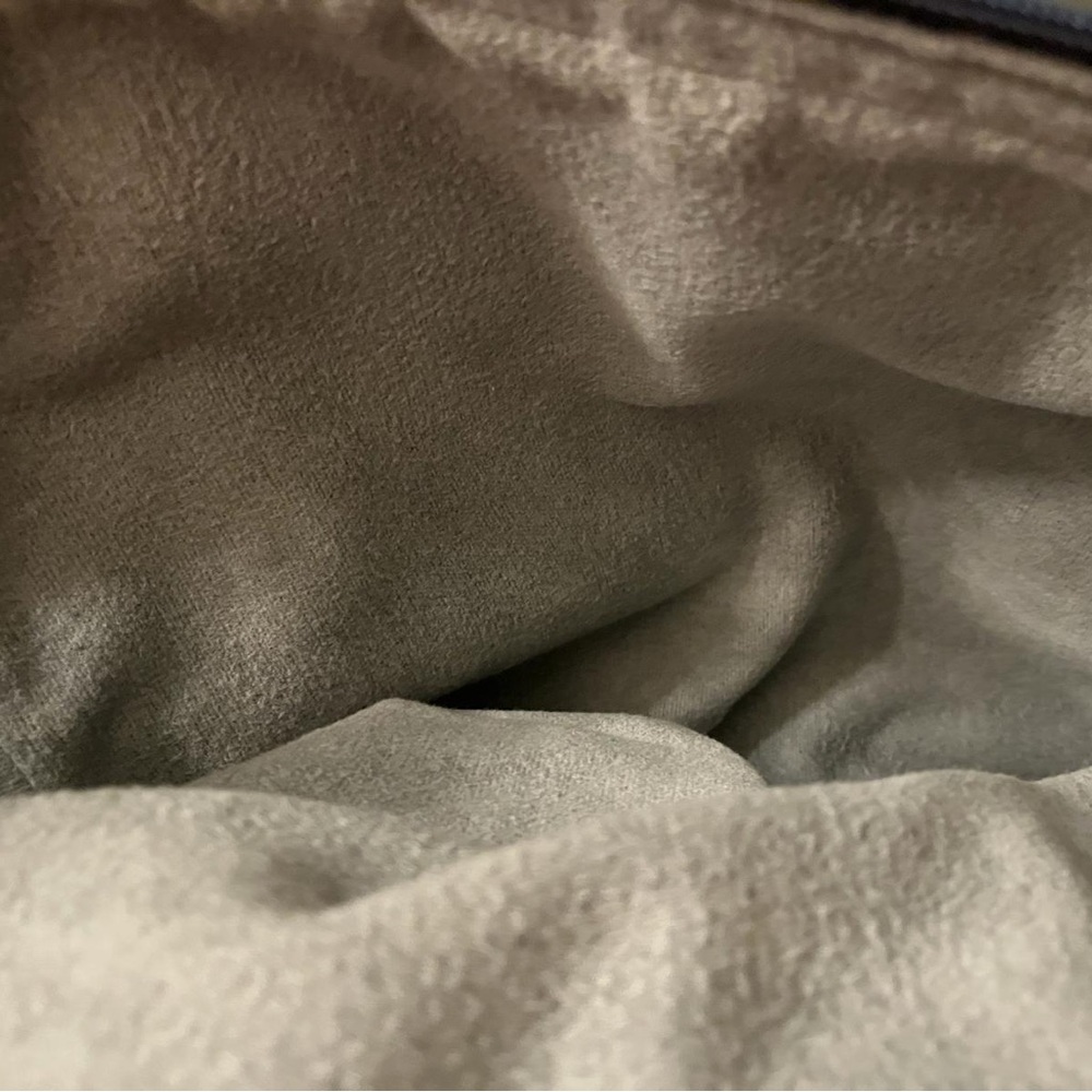 Authentic Burberrys Large travel Bag - Picture 9 of 12